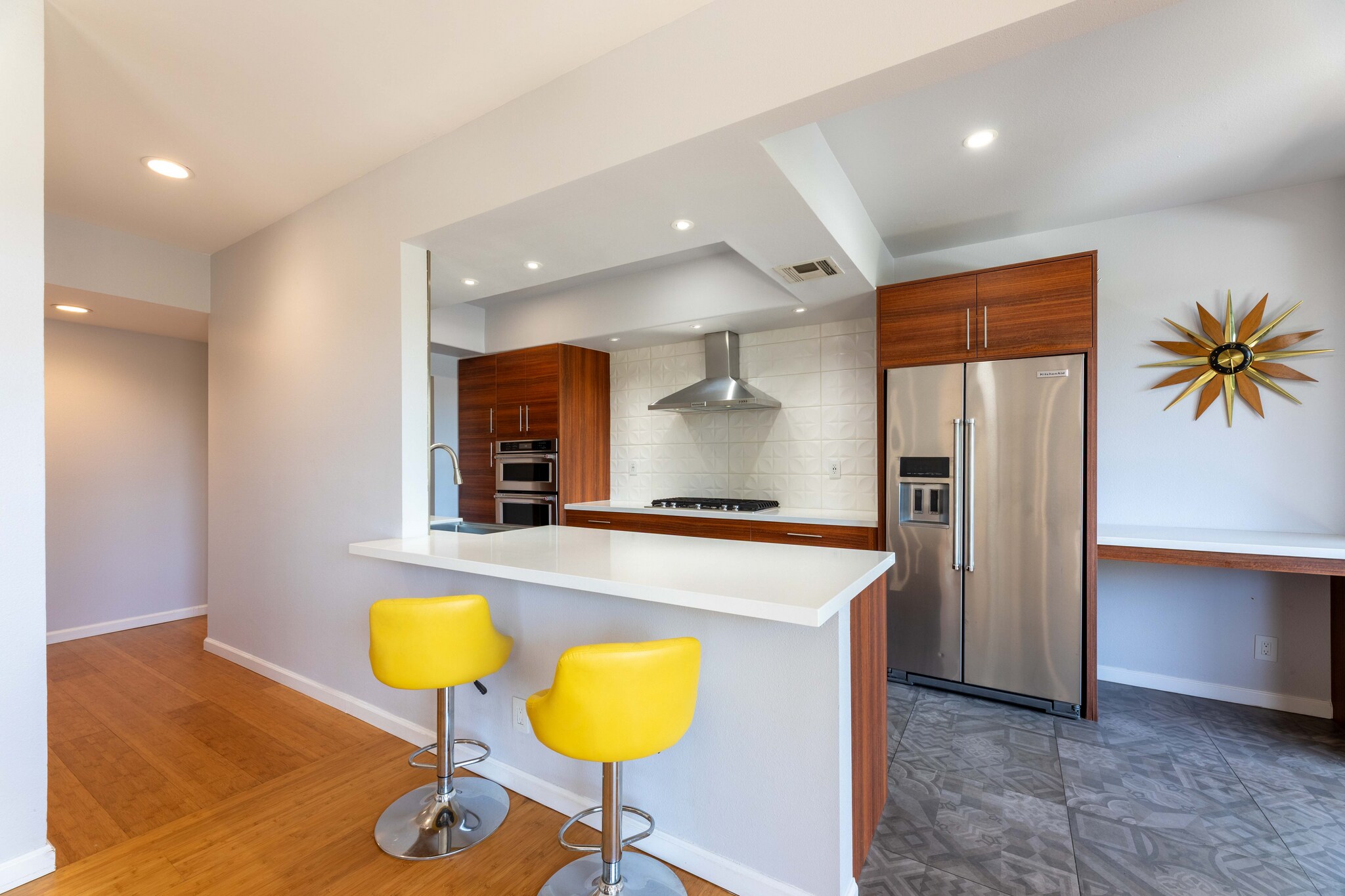 kitchen - 11322 Camarillo St