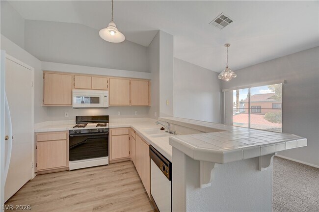 Building Photo - 6201 E Lake Mead Blvd