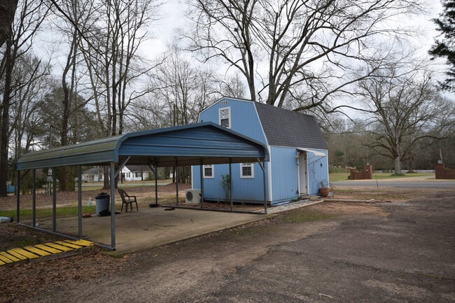 Building Photo - Nice, conveniently located 1 bed home.
