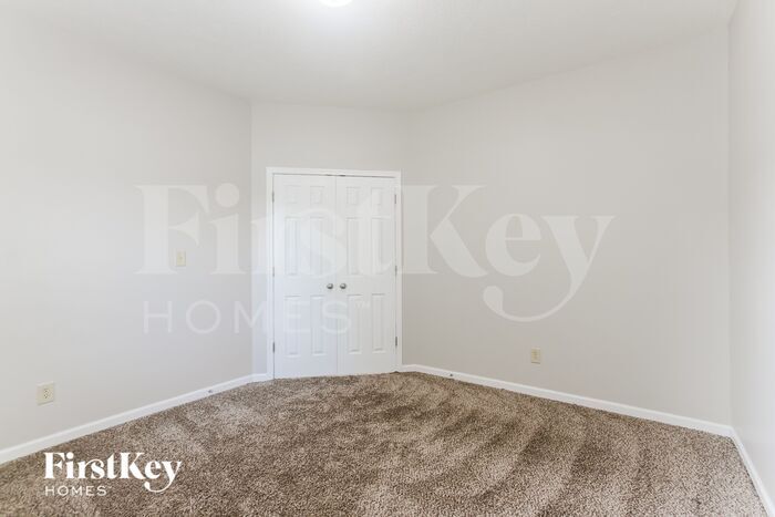 Building Photo - 18185 Knobstone Way