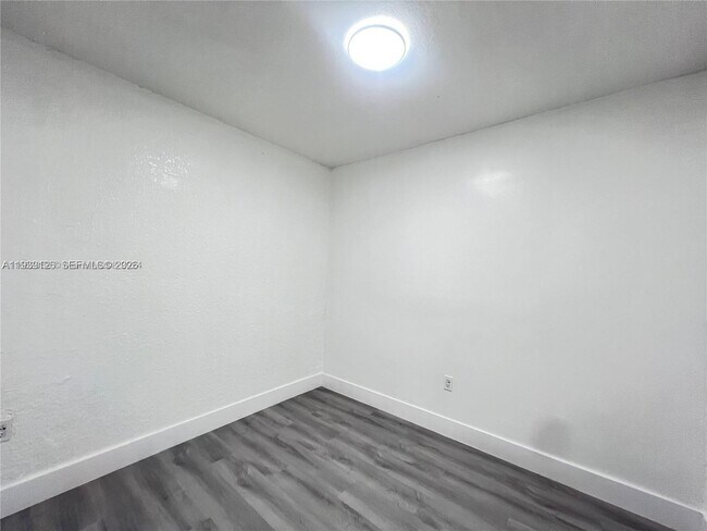 Building Photo - 19122 NW 36th Ave