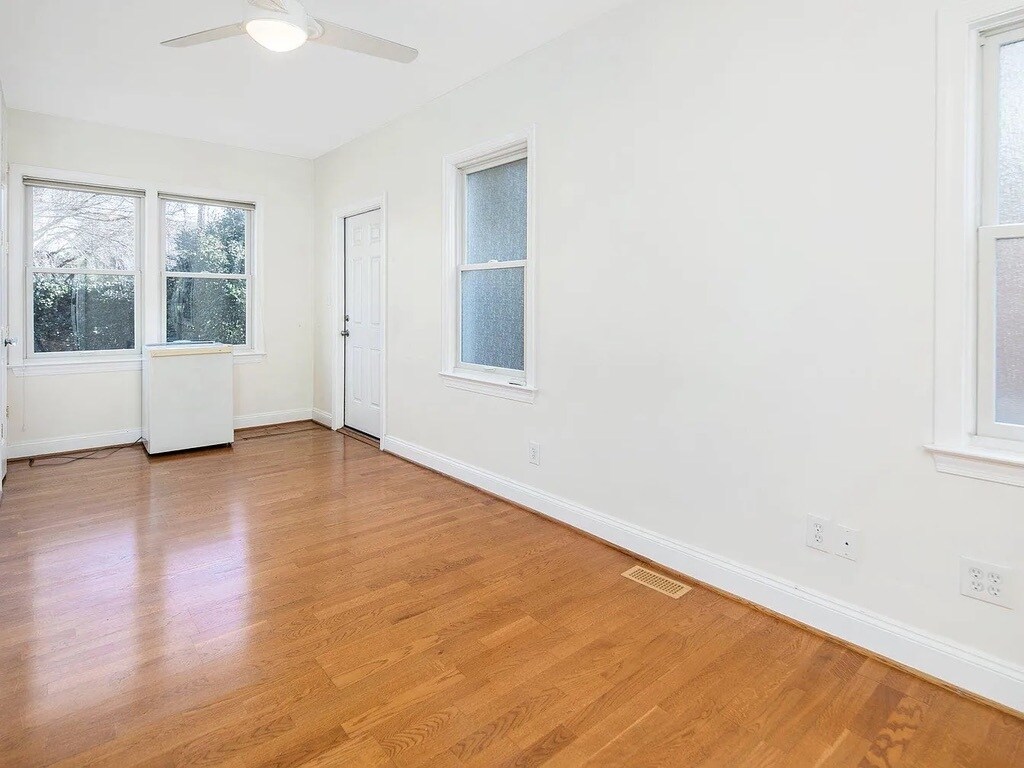 Building Photo - 4908 45th St NW