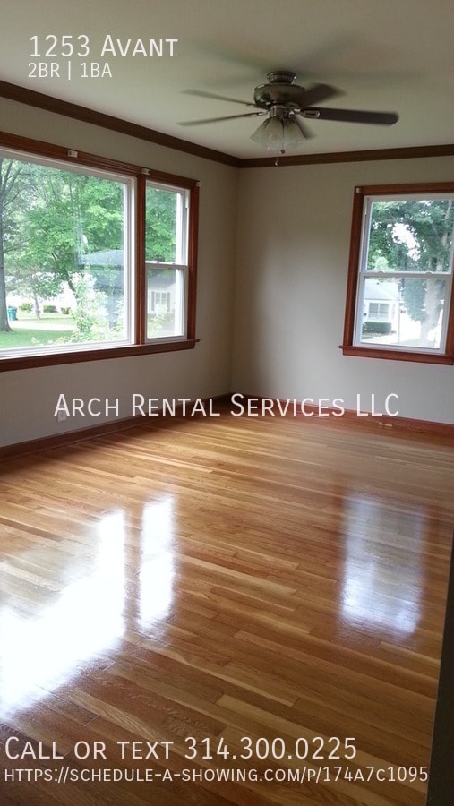 Building Photo - 1253 Avant-