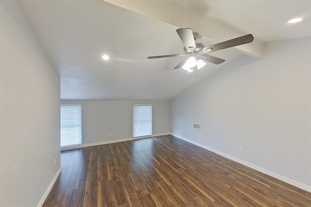 Building Photo - 202 Colony Dr
