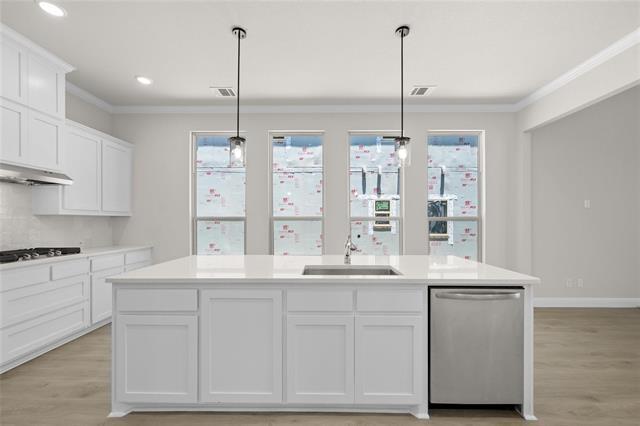 Building Photo - 6978 Westlake Dr
