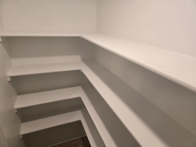 Building Photo - 17705 Horne Ln