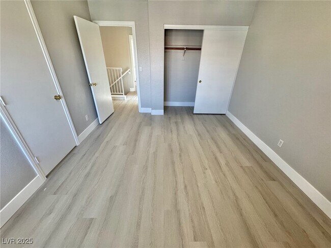 Building Photo - 4330 Spruce Grove St