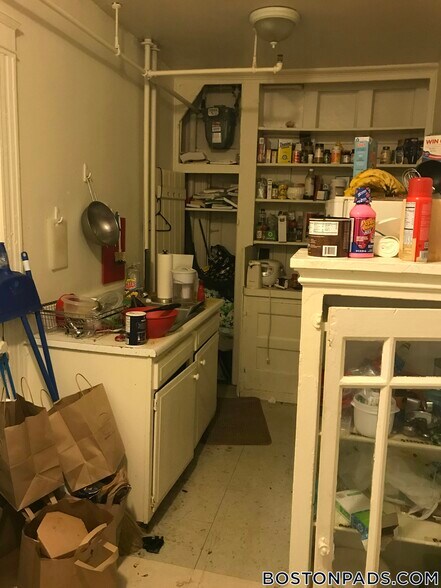 Building Photo - 88 Washington St