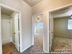 Building Photo - 2221 Lakeline Dr