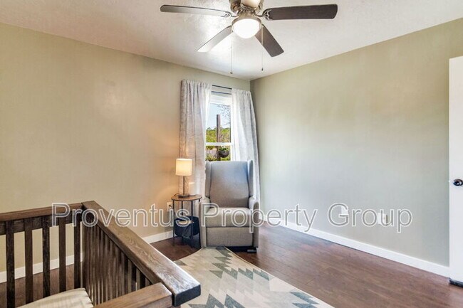 Building Photo - 3661 London Rd