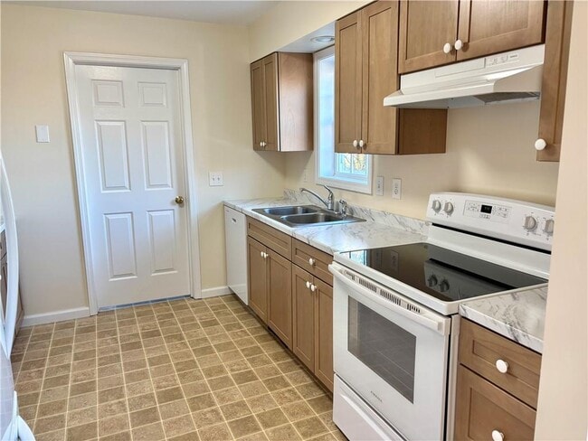 Building Photo - 160 Canal St