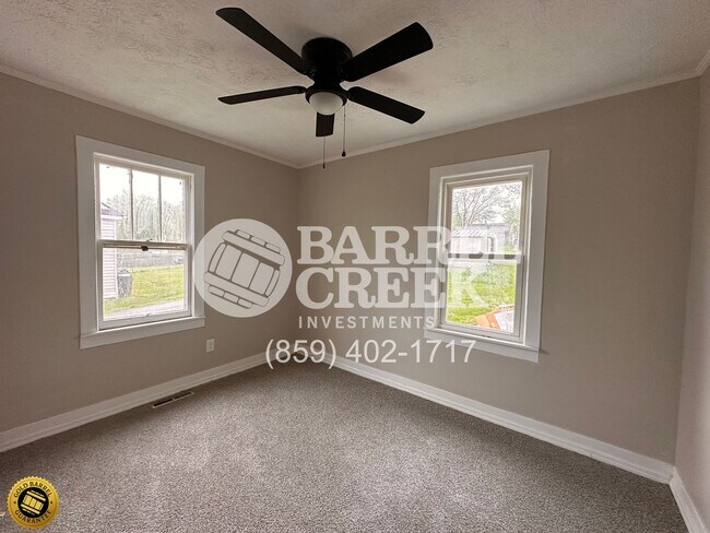 Building Photo - 3-Bedroom 1-Bath House