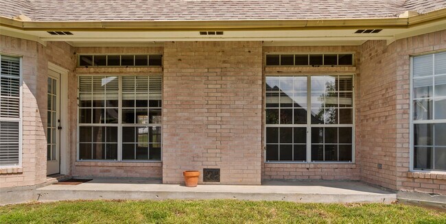 Building Photo - 236 Palais Verde Rd