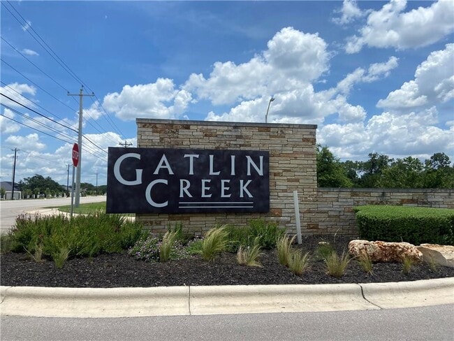 Building Photo - 2216 Limestone Lake Dr