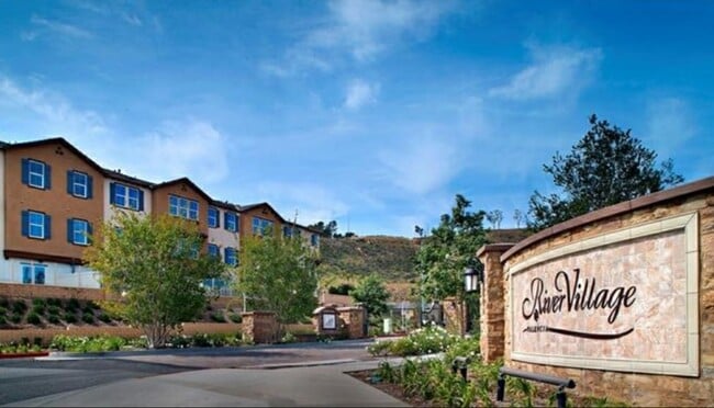 Building Photo - COMING SOON! Santa Clarita 3-Bedroom River...