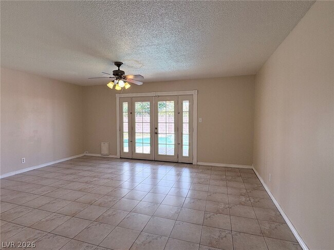 Building Photo - 6100 Jones Cir