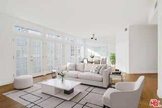 Building Photo - 11845 Mayfield Ave