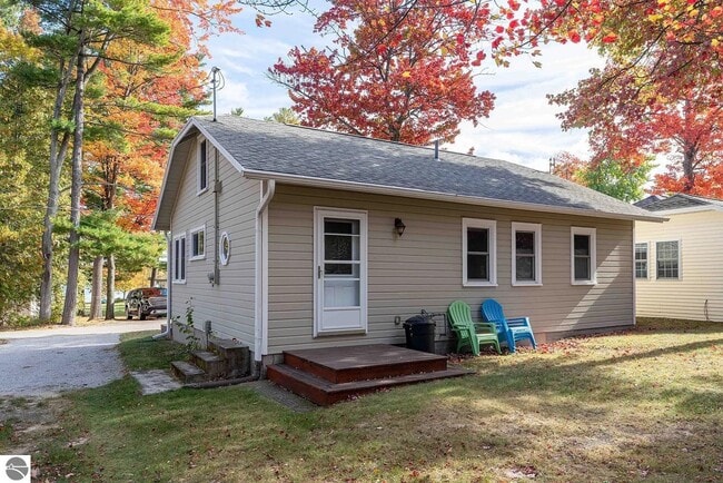 Building Photo - 840 Millers Park Rd