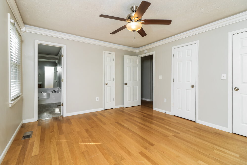 Building Photo - 134 Oak Landing Dr S