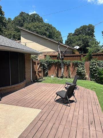 Building Photo - 820 Lake Forest Ct