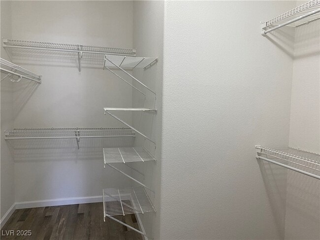 Building Photo - 9330 W Maule Ave