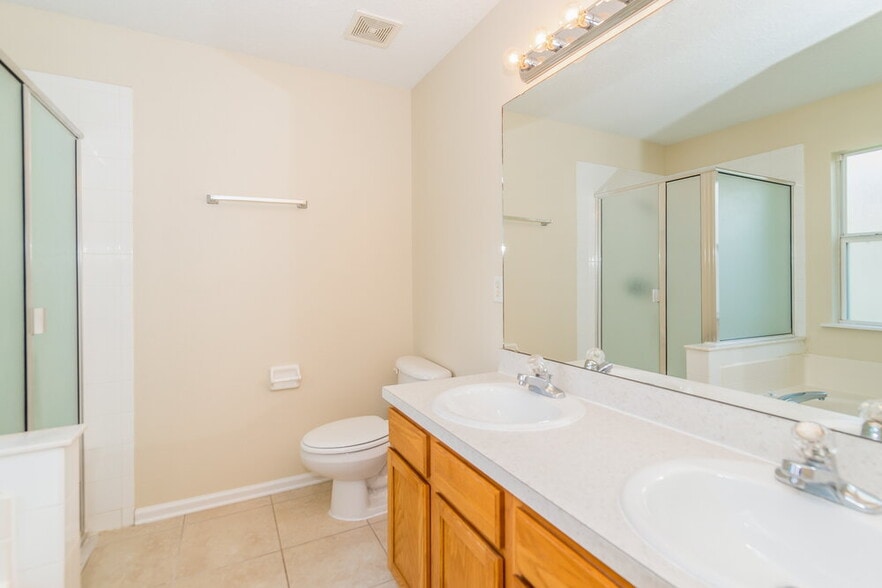 Building Photo - 12753 Daylight Trail