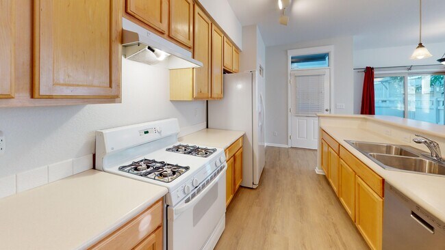 Building Photo - 1610 Ames Ct