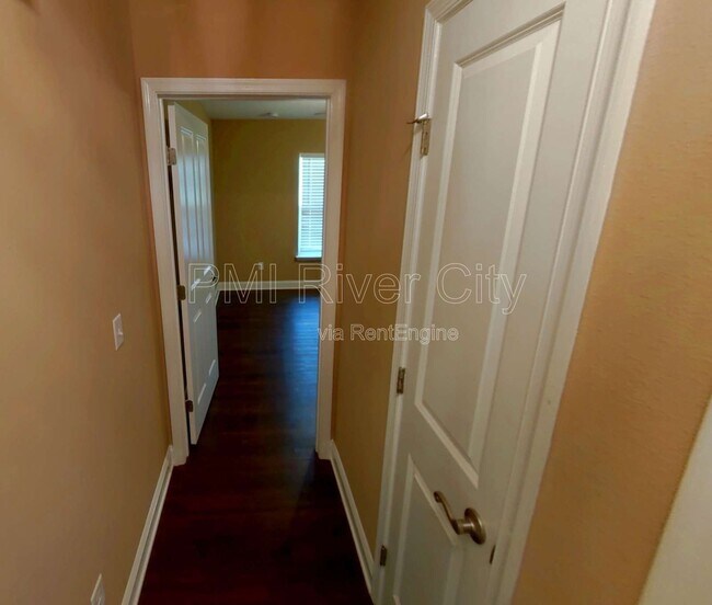 Building Photo - 53671 Carrington Dr