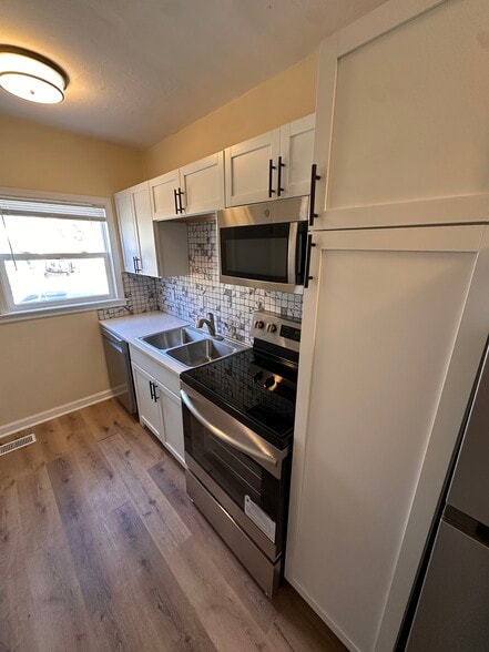 Building Photo - 2618 34th St