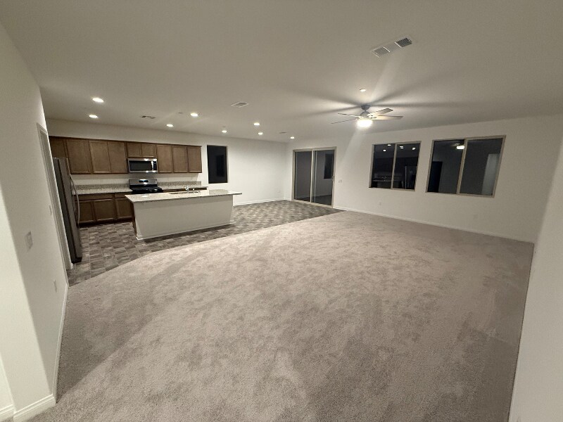 Building Photo - 4212 Larchwood Ln