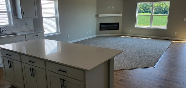 Building Photo - 5193 Mustang Dr