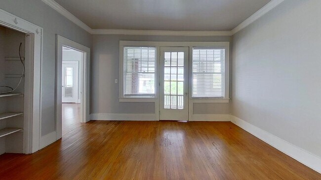 Interior Photo - The Apollo