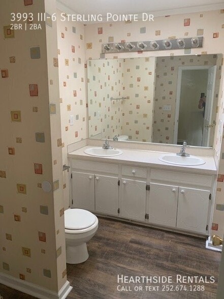 Building Photo - 3993-III-6 Sterling Pointe Dr