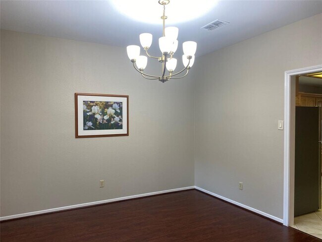 Building Photo - 7447 Cambridge St