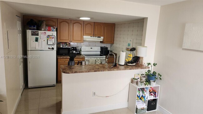 Building Photo - 4540 SW 68th Ct Cir