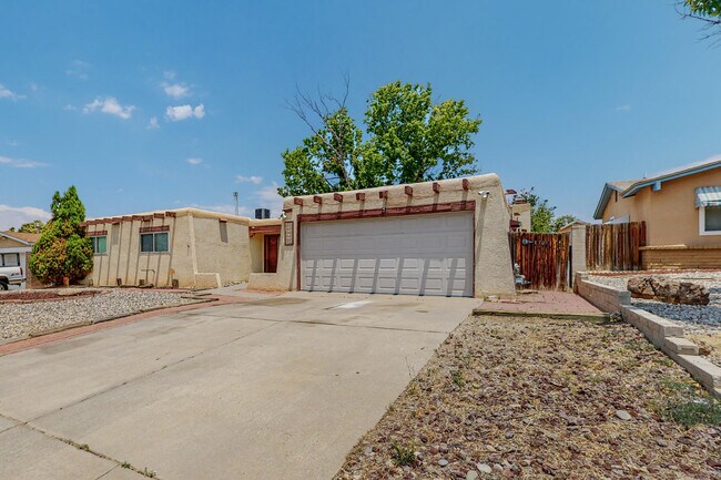 Building Photo - 7309 Coulson Dr NE