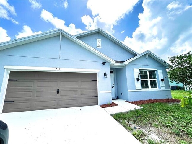 Building Photo - 518 SW Natalie Terrace