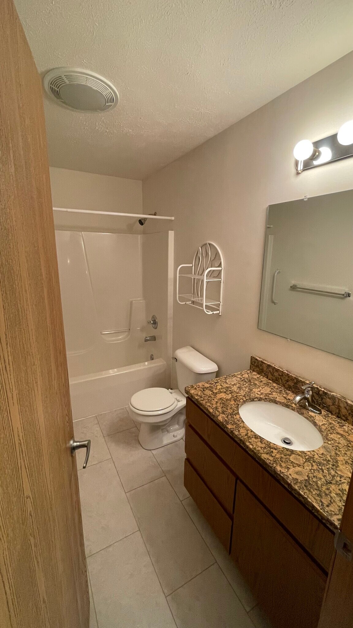 Building Photo - 1002 Jay St