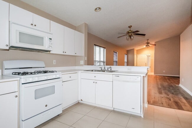Building Photo - 504 Cape Cod Cir