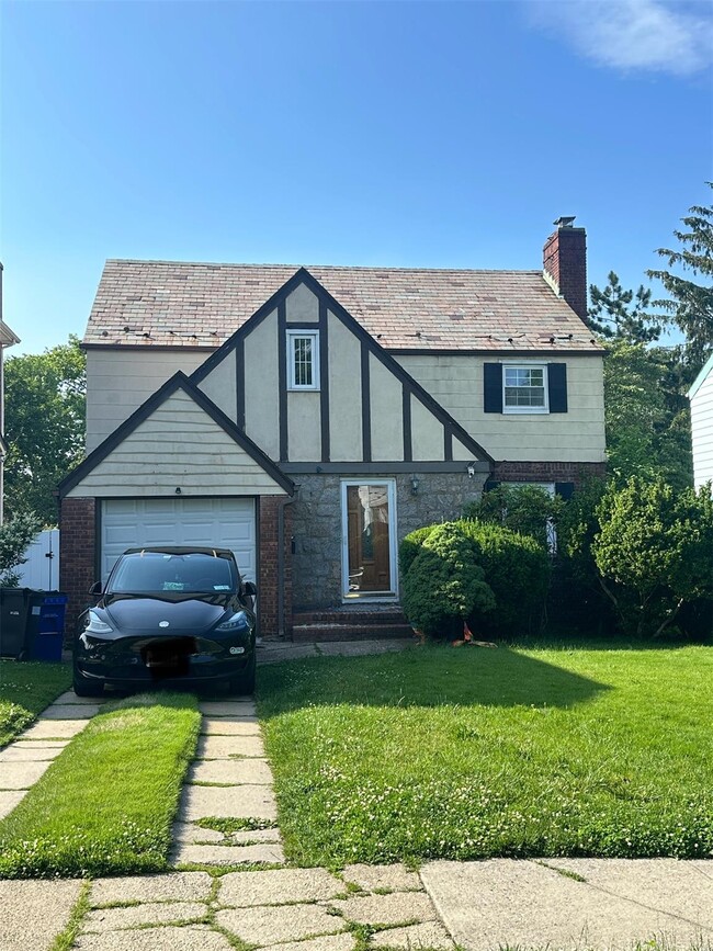Primary Photo - 217-21 51st Ave