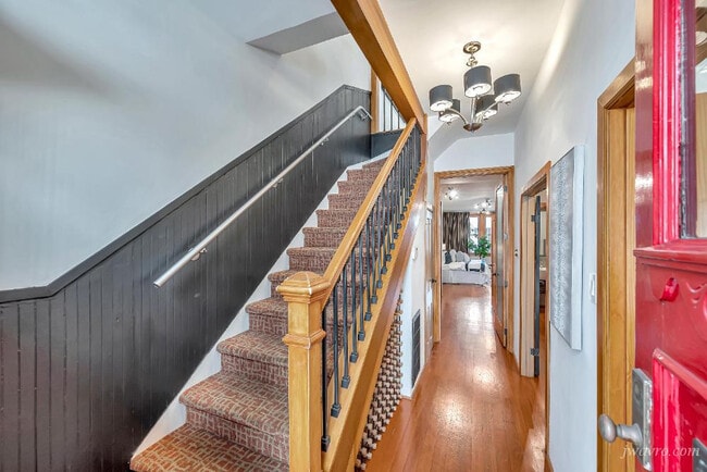 Building Photo - 17 Fresno St