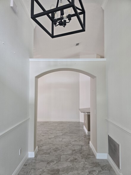 FOYER - 1552 Nightfall Dr