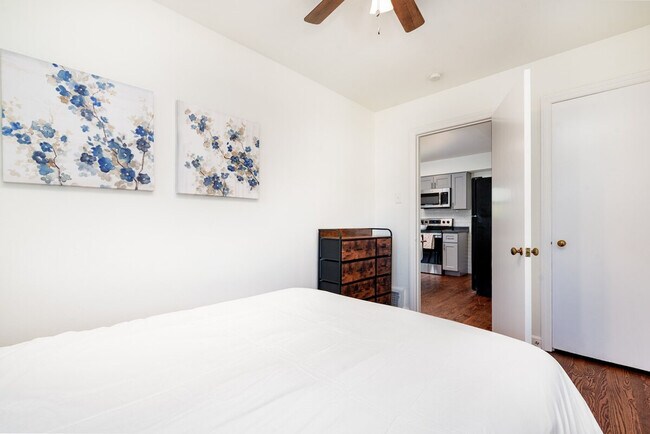 Building Photo - 4423 Vance Ave