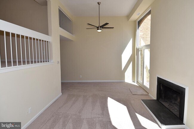 Building Photo - 12769 Gazebo Ct