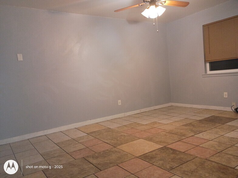 Building Photo - 506 Buena Vista Ave