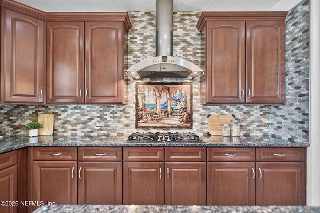 Building Photo - 127 Rockcreek Dr