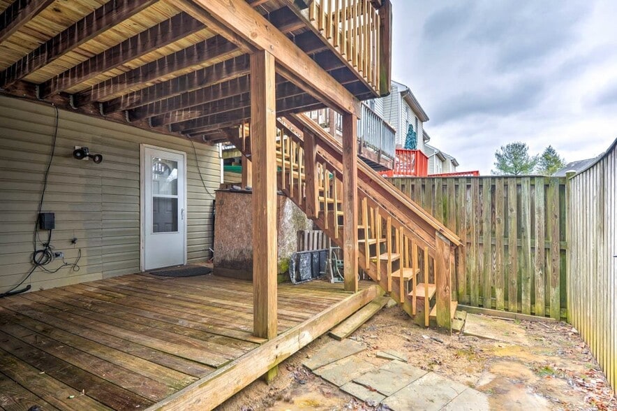 Building Photo - 4 Regalwood Terrace