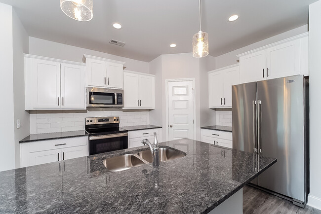 Building Photo - 3208 Jordan Farm Cir