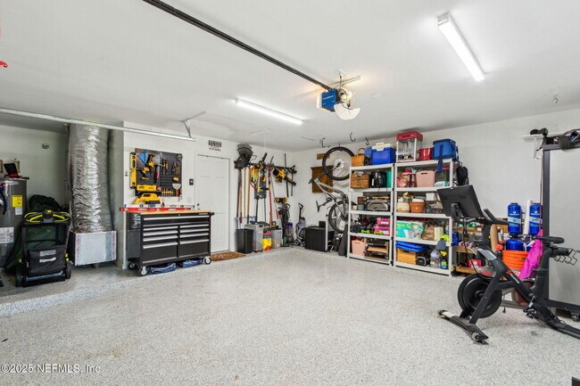 Building Photo - 2537 Emperor Dr