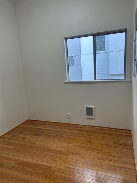 Bedroom - 8526 16th Ave NW